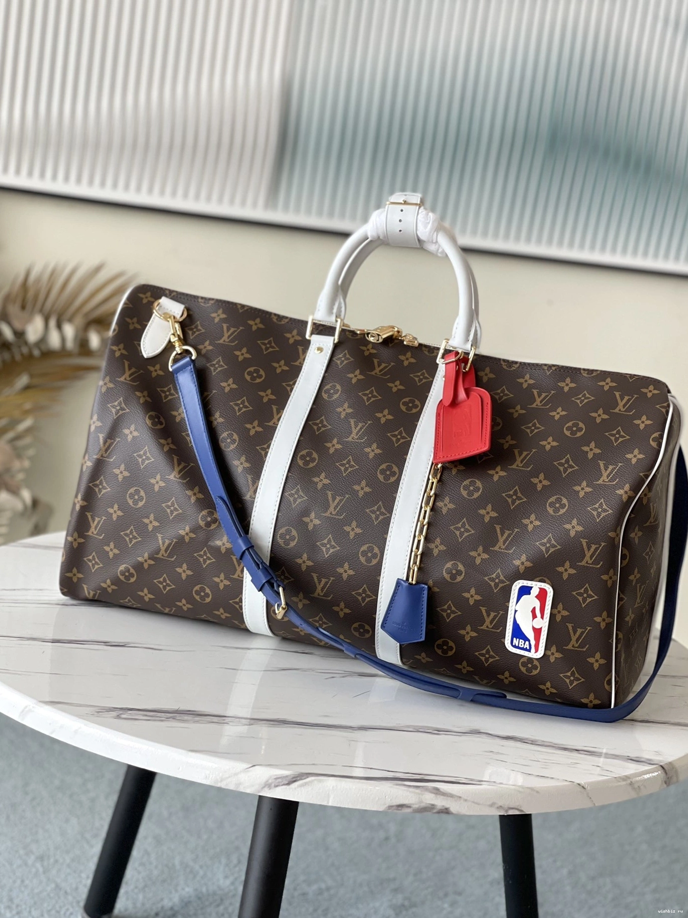 WIS KEEPALL BASKETBALL LVXNBA 55 LOUIS VUITTON 0907